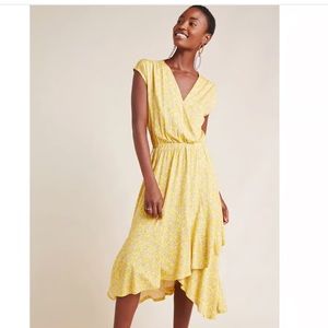 Maeve by Anthropologie Fete
Handkerchief Hem Midi Dress
Women's L Yellow